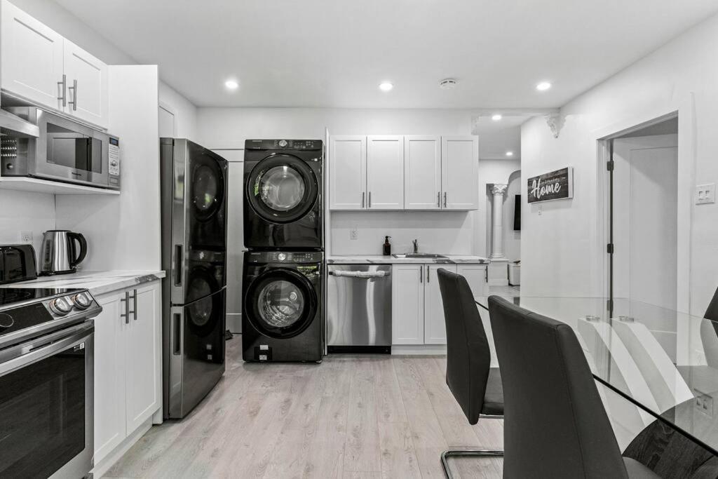 Appartement Haut De Gamme Ndg มอนทรีอัล ภายนอก รูปภาพ