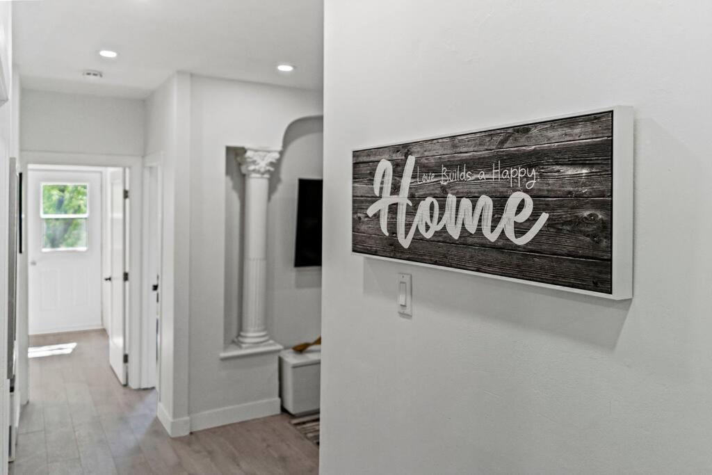 Appartement Haut De Gamme Ndg มอนทรีอัล ภายนอก รูปภาพ