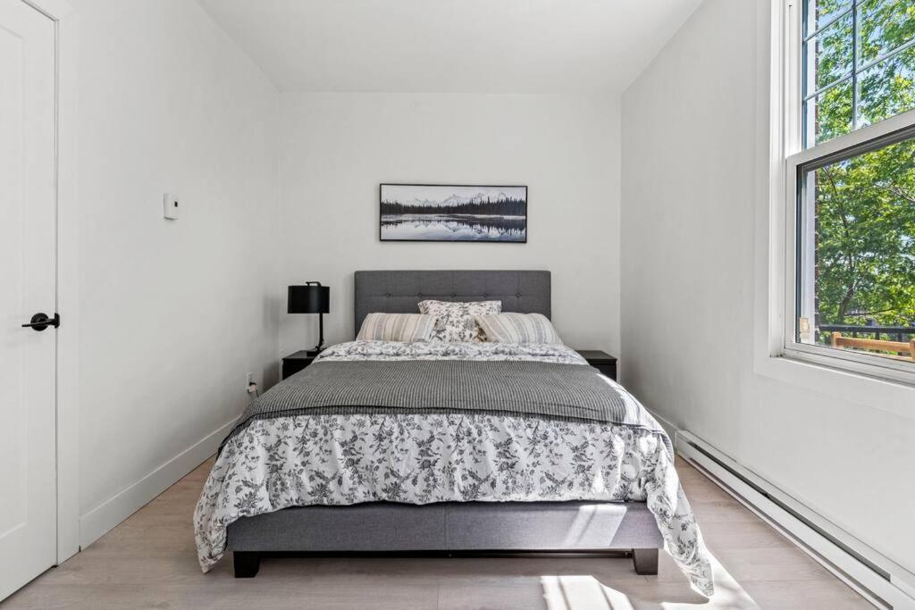 Appartement Haut De Gamme Ndg มอนทรีอัล ภายนอก รูปภาพ